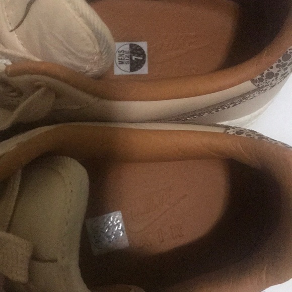 Nike Air Force 1 (AF-1)82. Men size 7. - Picture 4 of 13